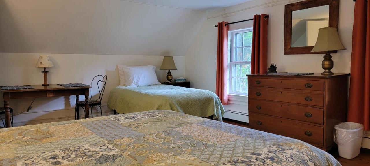 Hawks House Inn Walpole Habitación foto